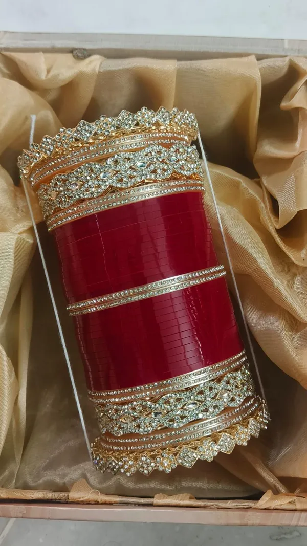 Red_Gold_Embellished_Bangle_Set_for_Women