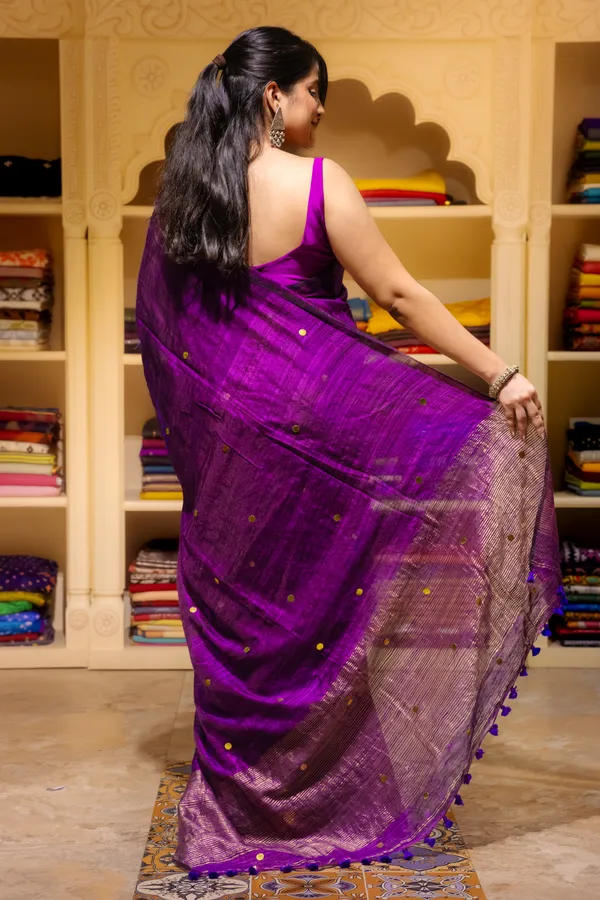 Pure_Matka_Saree_With_Golden_Gini_Default_Title