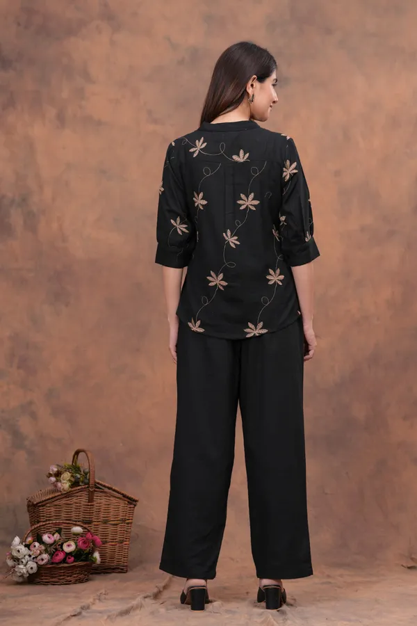 Black_Cotton_Slub_Relaxed_Fit_Floral_Embroidered_Co-Ord_Set_For_Women
