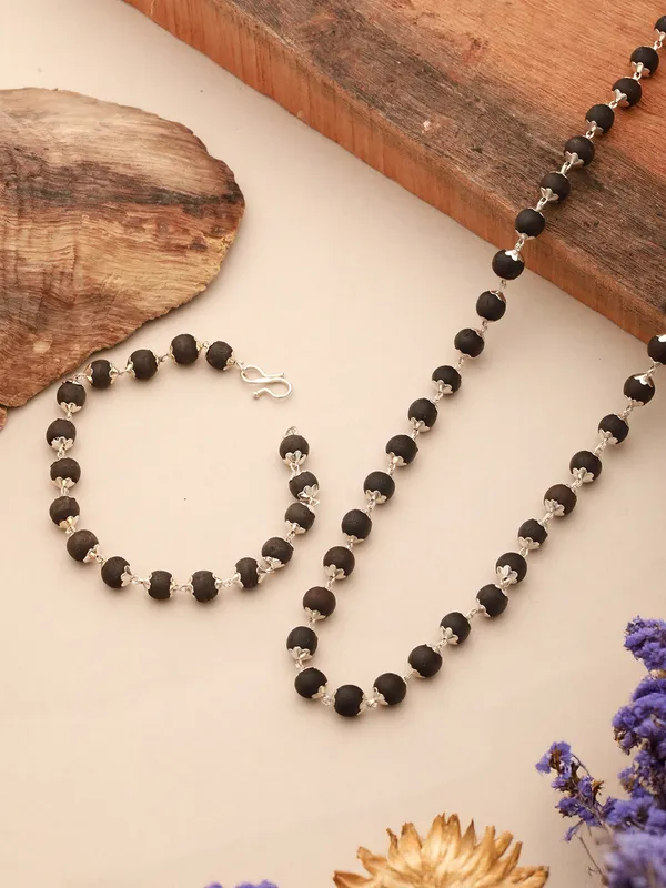 Karungali_Black_Beaded_Mala_&_Bracelet_Combo_for_Men