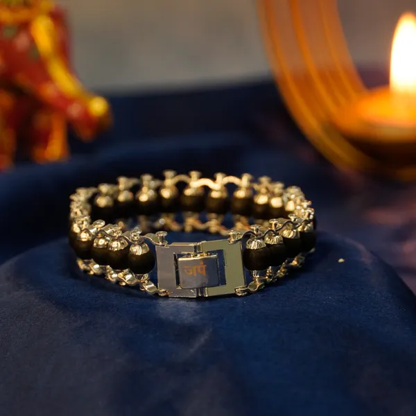 Karungali_Black_Beaded_Silver_Bracelet_for_Men