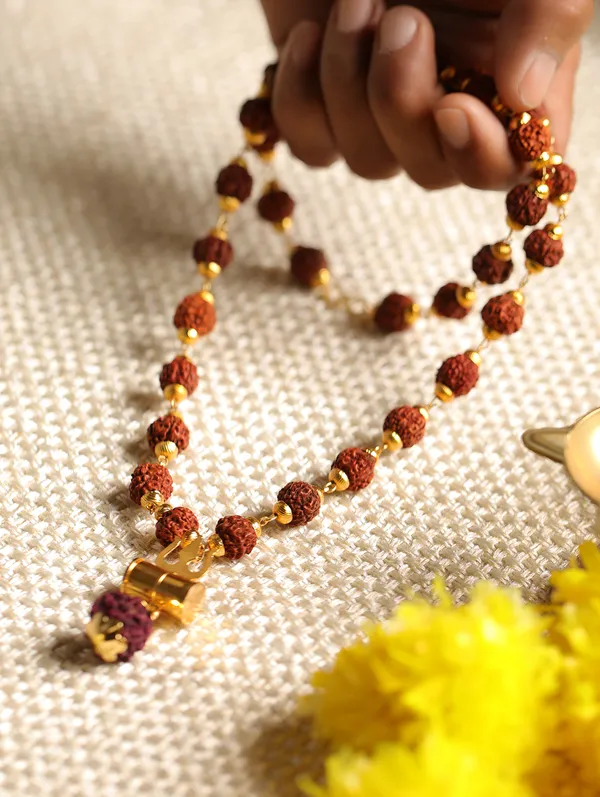 Rudraksha_Trishul_Pendant_Mala,_Lab_Certified