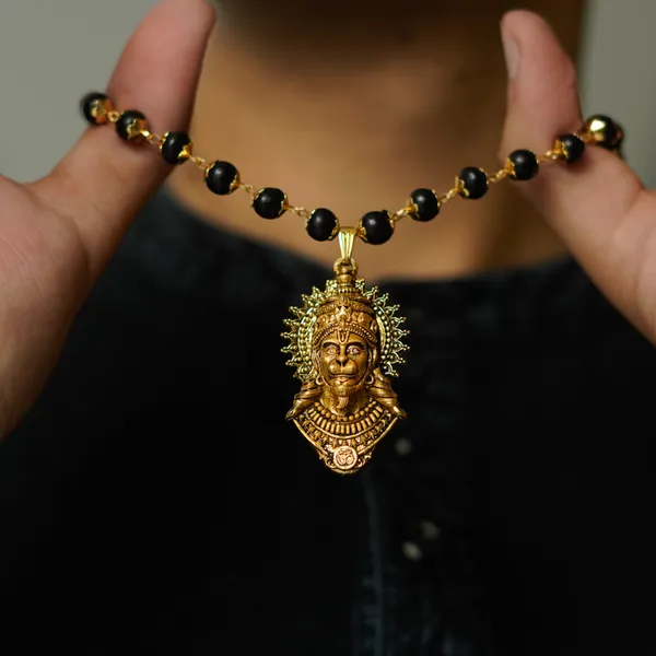 Bajrangbali_Karungali_Black_&_Gold_Tone_Pendant