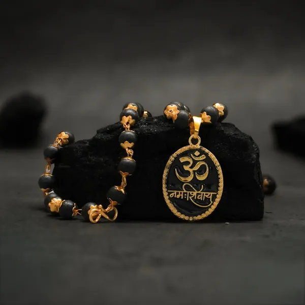 Karungali_Black_Bead_Om_Pendant_Mala_for_Men