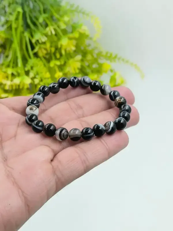 Natural_Sulemani_Hakik_Bracelet_For_Men_and_Women_(8mm)_–_Certified_|_Rudrami's_Strongest_Elastic_Thread