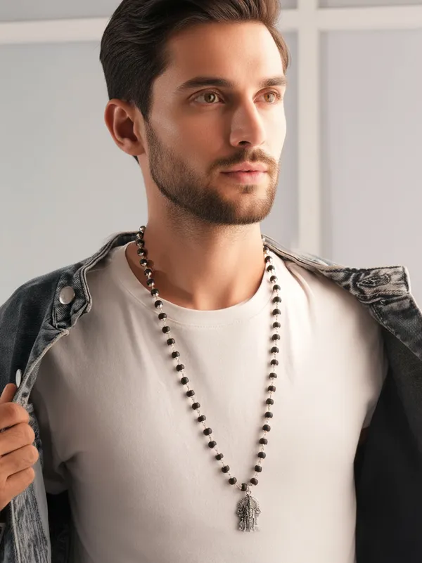 Karungali_Murugan_Pendant_Mala_for_Men