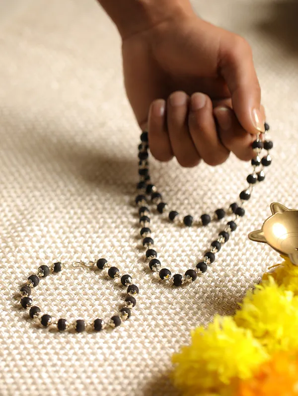 Karungali_Black_Beaded_Mala_&_Bracelet_Combo_for_Men