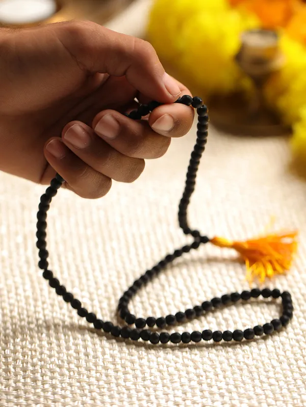 Divya_Karungali_Black_Beaded_Tassel_Mala