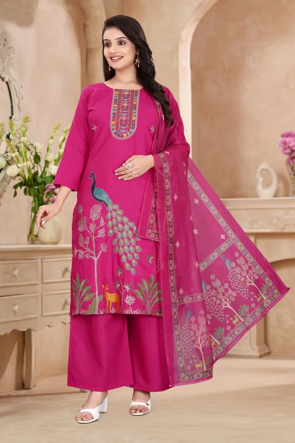 Purple_Patterned_Saree_for_Women