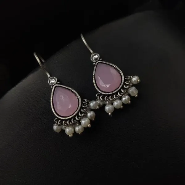 Prizetaa_Monalisa_Stone_Studded_Pearl_Hanging_Oval_Shape_Drop_Hook_Earrings_For_Women