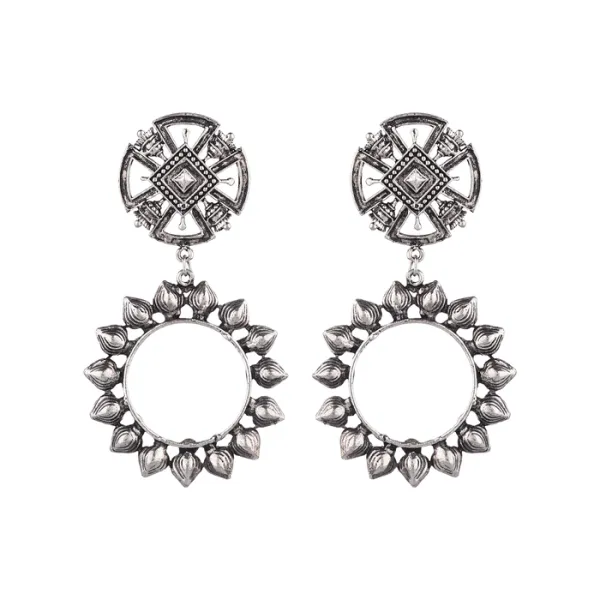 Prizetaa_Silver_Round_Flower_Dangler_Earrings