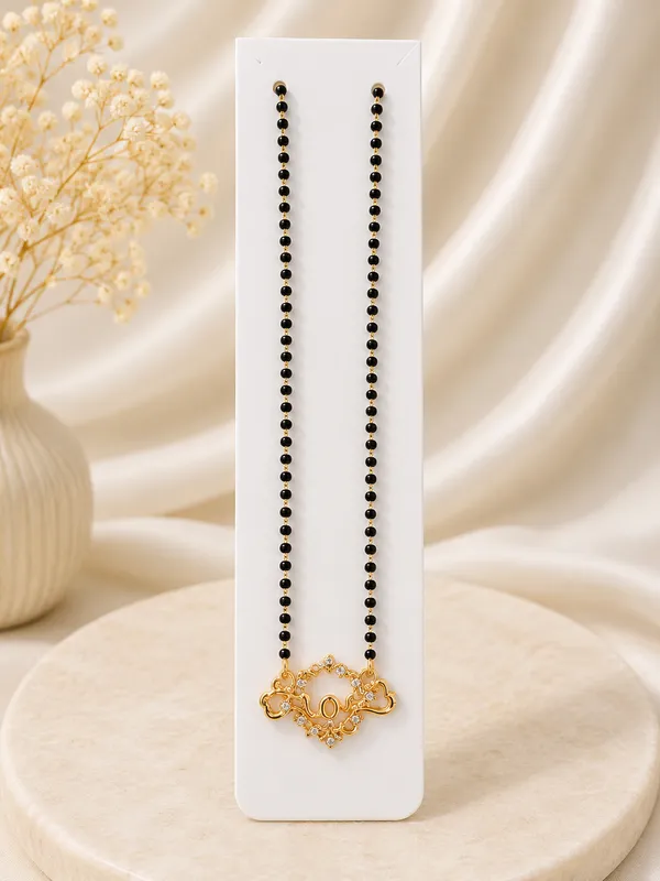 Prizetaa_Love_Hearts_Gold_Plated_Daily_Wear_Mangalsutra_For_Women