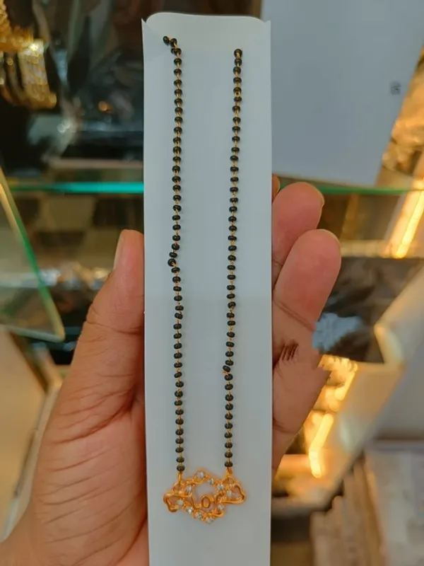 Prizetaa_Love_Hearts_Gold_Plated_Daily_Wear_Mangalsutra_For_Women