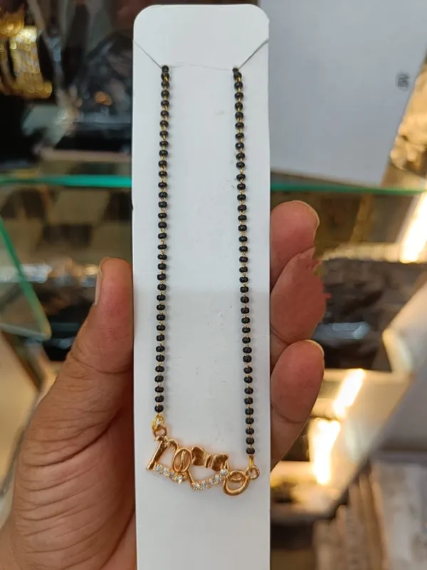 Prizetaa_Love_Hearts_Gold_Plated_Daily_Wear_Mangalsutra_For_Women