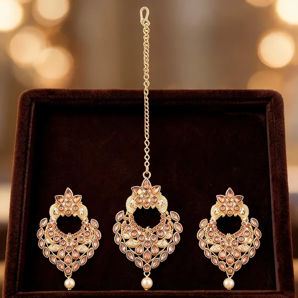 Prizetaa_Lcd_Stone_Brown_And_Golden_Pearl_Triangle_Earrings_With_Maangtikka_Set