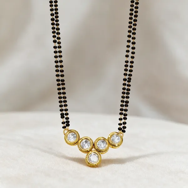 Prizetaa_Gold_Plated_Kundan_Studded_Daily_Wear_Mangalsutra_With_Earrings_Jewellery_Set