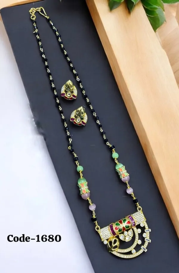 Prizetaa_Brass_Designer_Traditional_Mangalsutra_With_Earrings_Jewellery_Set_For_Women