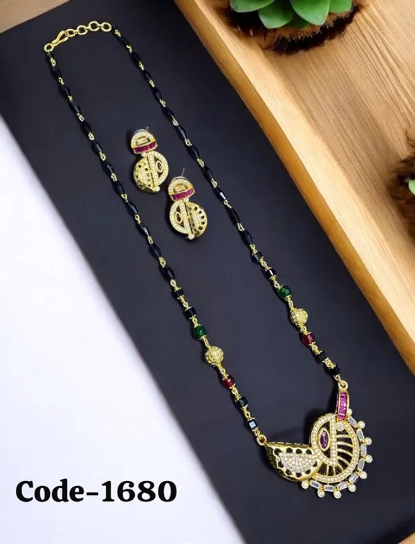 Prizetaa_Brass_Designer_Traditional_Mangalsutra_With_Earrings_Jewellery_Set_For_Women