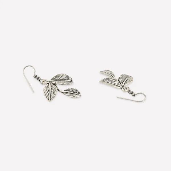 Prizetaa_Dailywear_Leaves_Shape_Earrings