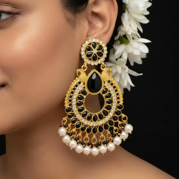 Chandbali_Earrings_With_Pearls