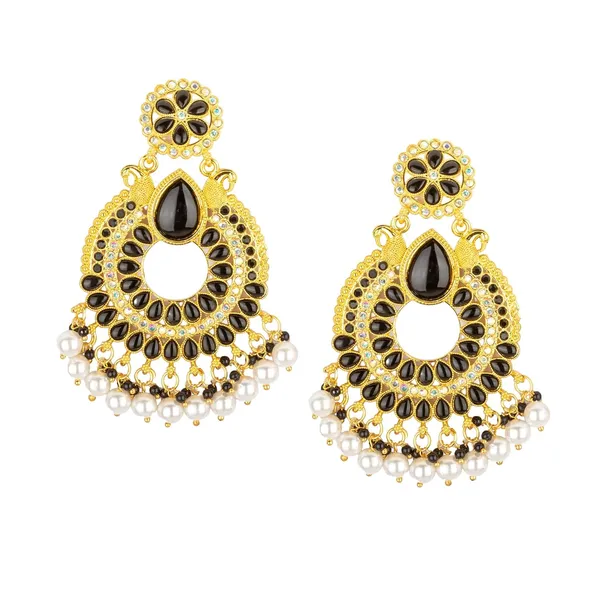 Chandbali_Earrings_With_Pearls