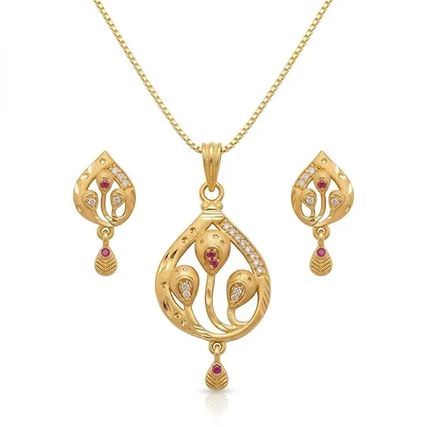 Brass_Pendant_Necklace_Set_With_Earrings