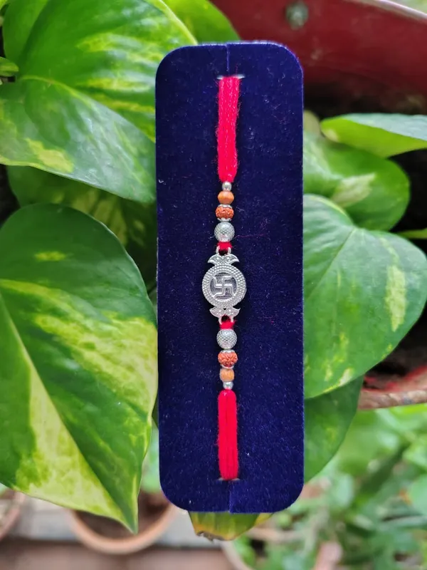 Red_Thread_Silver-Tone_Beaded_Rakhi_for_Brother