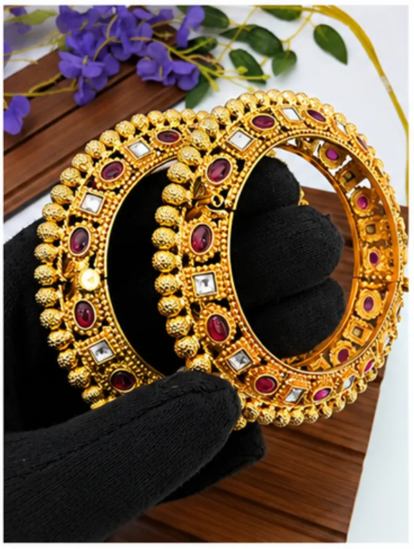 Antique_Gold_Ruby_Emerald_Floral_Jali_Cutwork_Bridal_Bangle_Set_For_Women