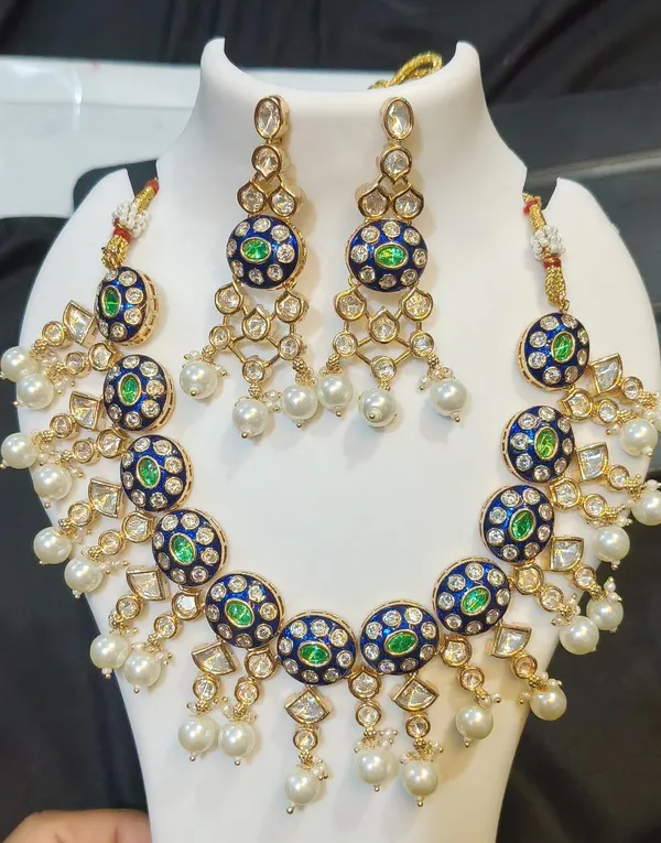 Blue_Gold_Kundan_Meenakari_Necklace_Earring_Set_For_Women