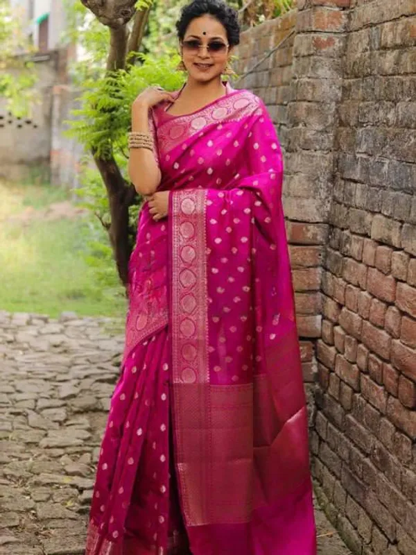 Pink_Traditional_Saree_for_Women