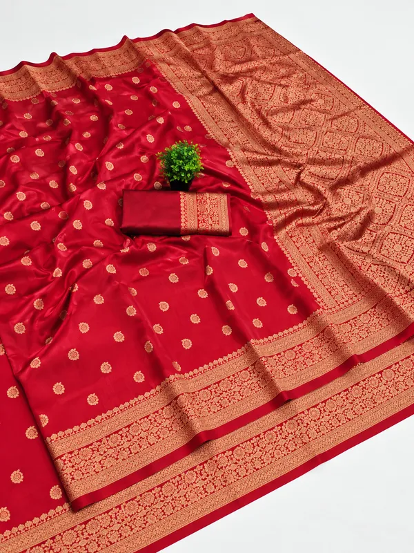 Red_Banarasi_Silk_Saree_for_Women