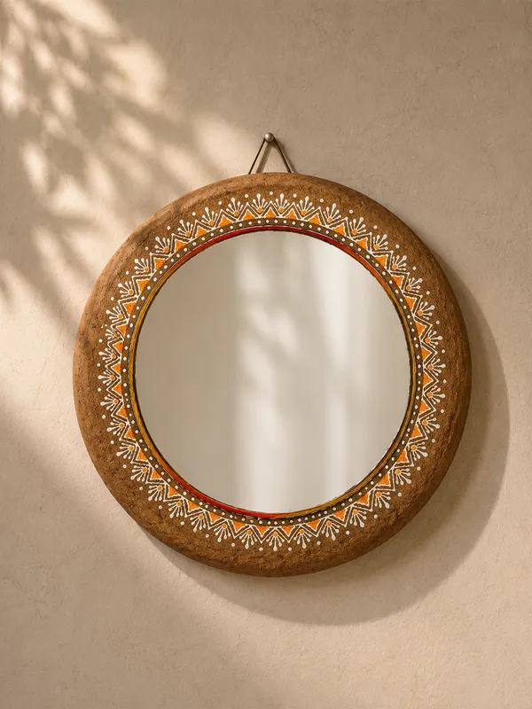 Cowdung_Mirror