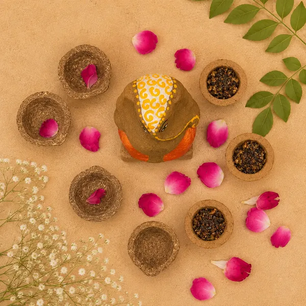 Shubh_Shuruaat_Combo_2_:_Gomay_Ganesh_Ji_4"_+_Samrani_Hawan_Cups_-Set_Of_12_+_Design_Deepak_-_Set_Of_6