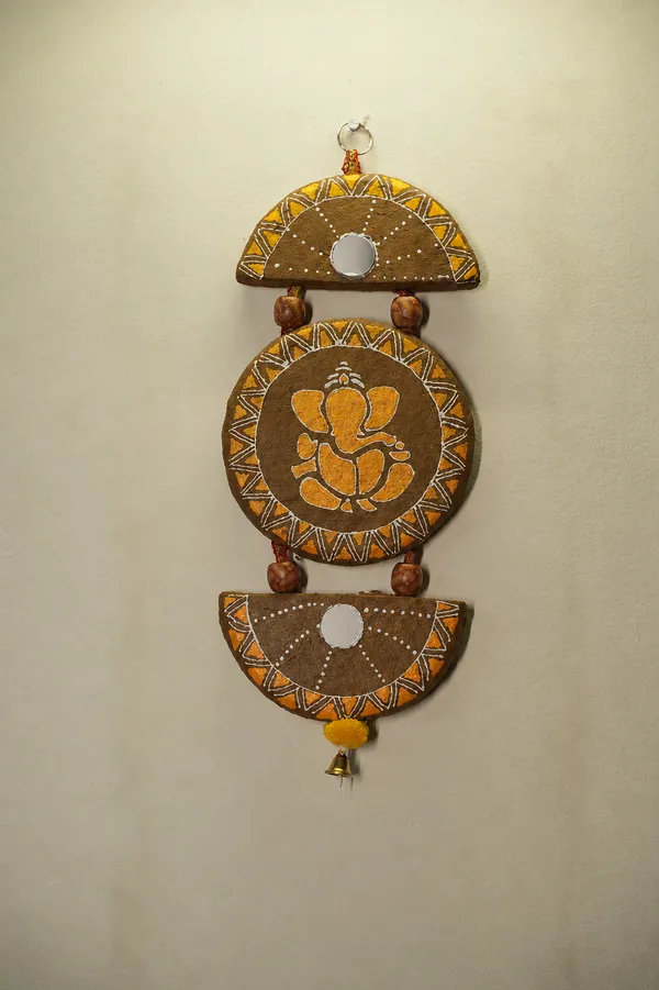 Toran_Semicircle-_Yellow_+_Wall_Hanging_Ganesh_-Set_Of_2