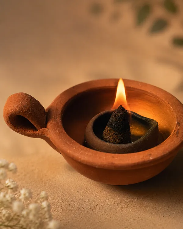 Herbal_Diya_Baati_Cum_Dhoop_-100_Gram_Box