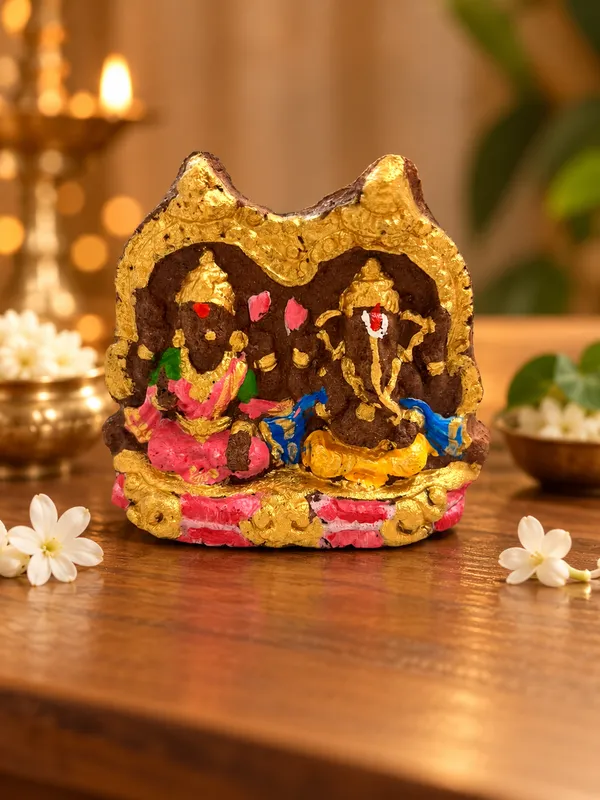 Daily_Puja_Starter_2:_Ganesh_jee,_Laxmi_jee_+_Samrani_Hawan_Cups_-Set_Of_12_+_Cowdung_Diya_-A_Set_Of_12