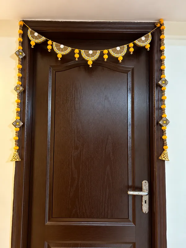 Toran_Semicircle-_Yellow_+_Latkan_Set_Of_2_Yellow