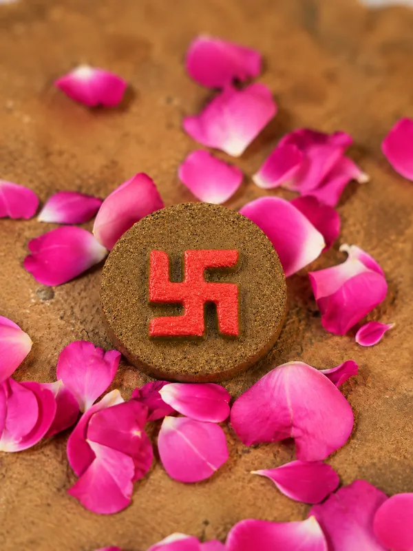 Sticker_Swastik_(_Set_of_6_)