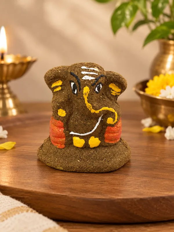 Puja_Essentials_Kit_:_Pooja_Thali_Swastik_+_Gomay_Ganesh_Ji_2.5''_+_Design_Deepak_-_Set_Of_6_+_Sticker_Om_+_Sticker_Shubh_Labh