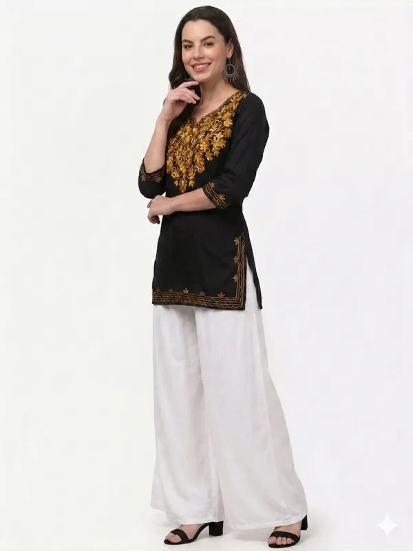Black_Embroidered_Straight_Kurta_For_Women