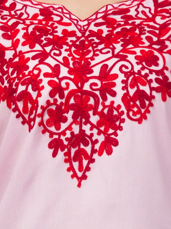 Pink_Viscose_Rayon_Straight_Floral_Embroidered_Kurti_For_Women
