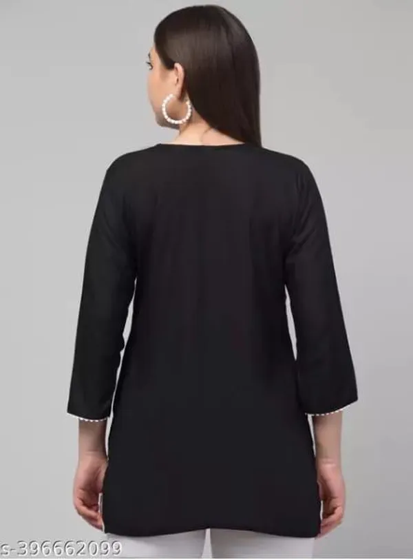 Black_Embroidered_Straight_Kurta_For_Women