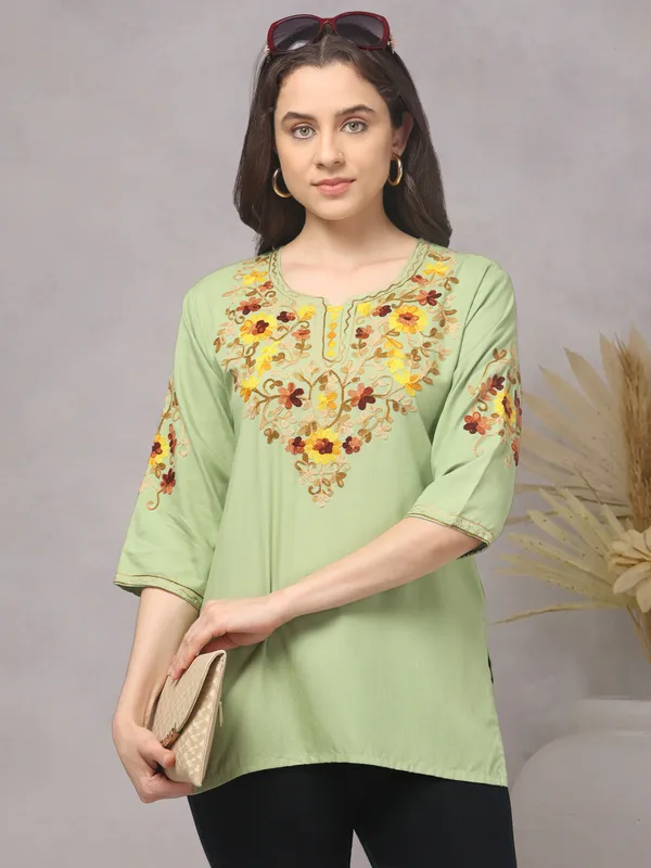 Light_Green-Straight_Kurti