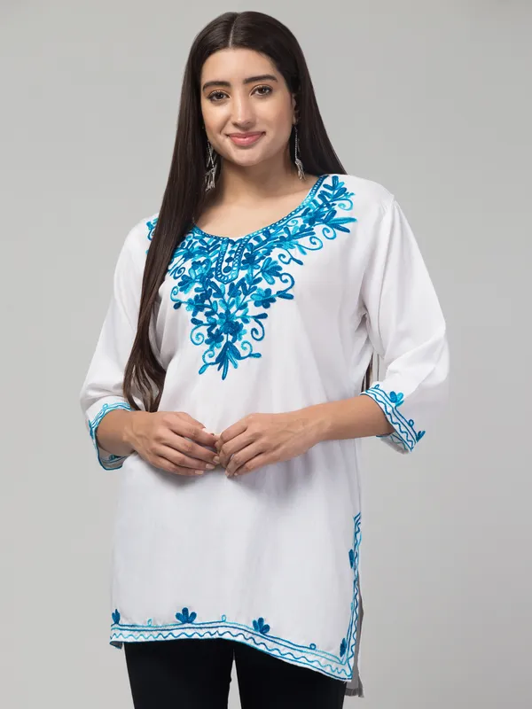 White_with_Blue_Embroidery-Straight_Kurta