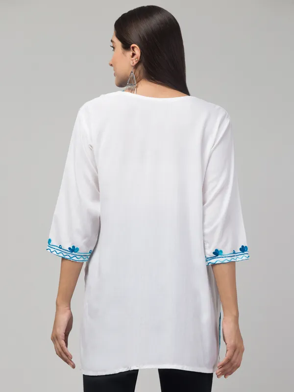 White_with_Blue_Embroidery-Straight_Kurta