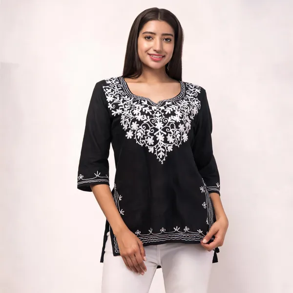 Black_Viscose_Rayon_Straight_Kurti_For_Women