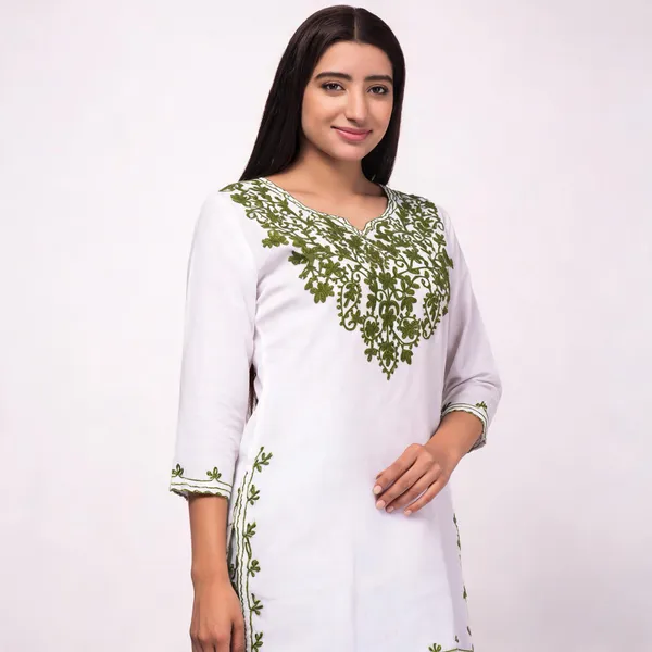 White_Viscose_Rayon_Straight_Kurti_For_Women