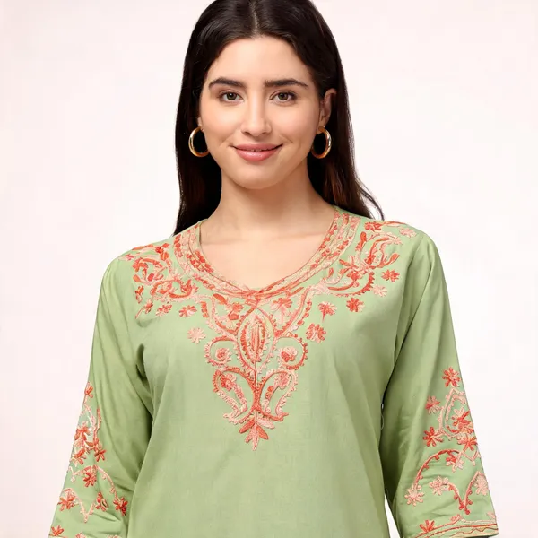 Green_Viscose_Rayon_Embroidered_Straight_Kurta_For_Women