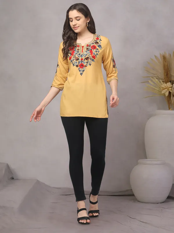 Yellow_Straight_Embroidered_Kurti_for_Women