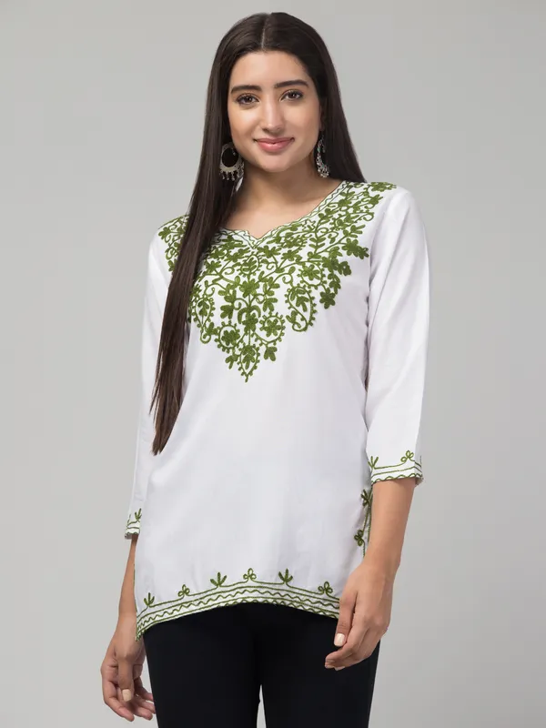 White-Straight_Kurti